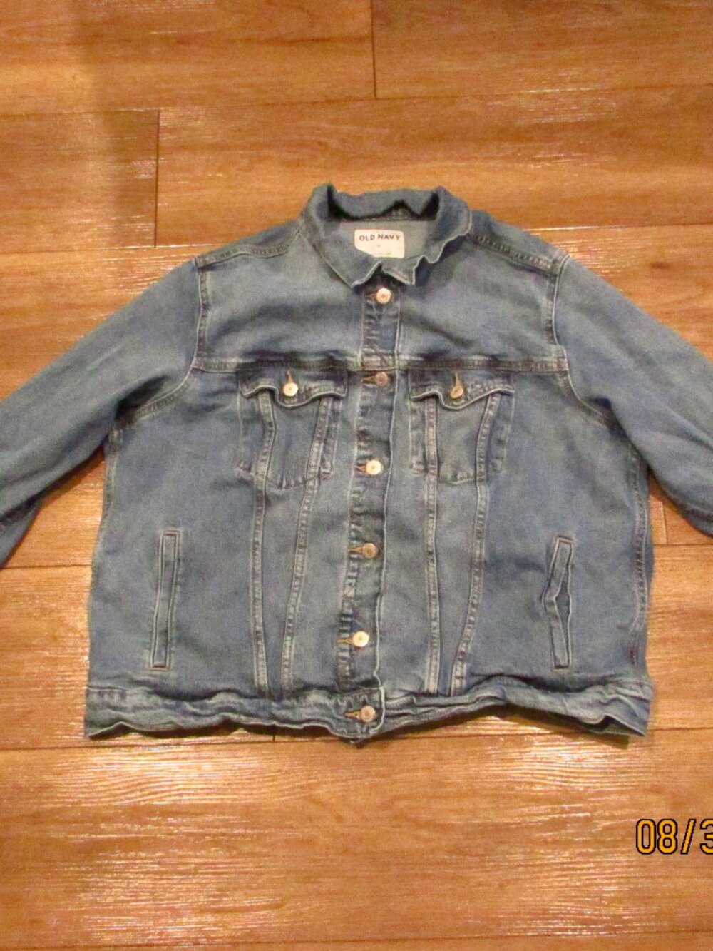 OLD NAVY DENIM JACKET SIZE XL